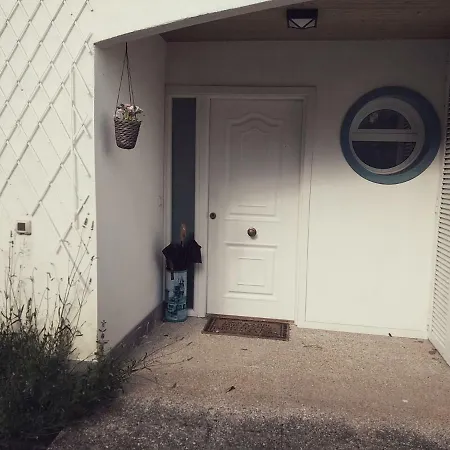 Elizalde N10 Holiday home *