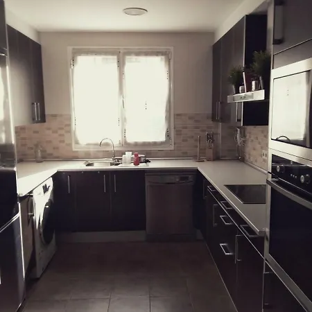 Elizalde N10 Holiday home